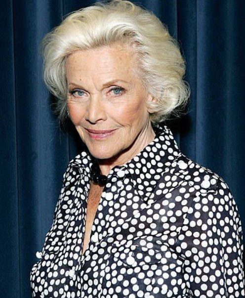 Honor Blackman Biography